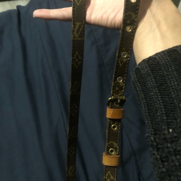 Louis Vuitton Danube Crossbody Bag - Picture 13 of 16